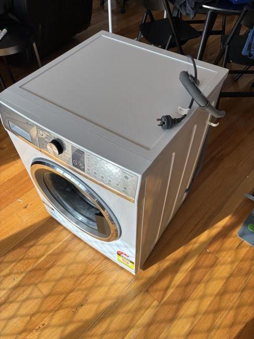 Second-hand Fisher & Paykel 8.5kg Front Load Washing Machine - Photo 5)