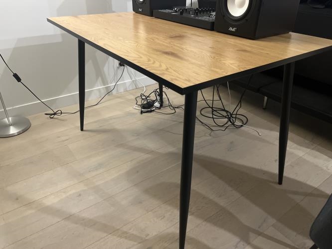 Second-hand Dining Table with 4 Chairs - Photo 5)