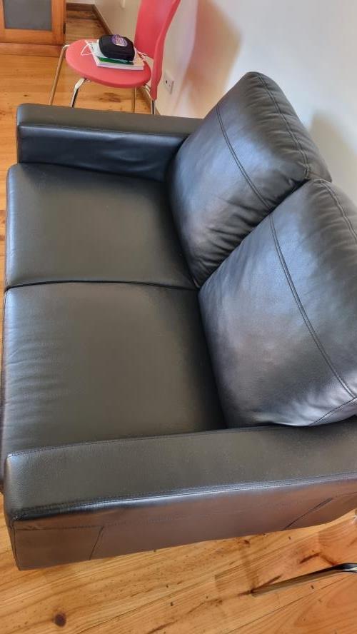 Second-hand Two Seater Sofa - Photo 5)