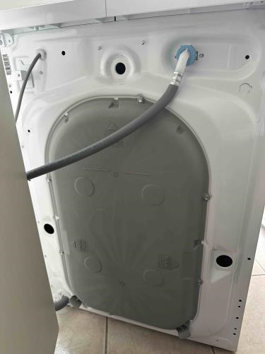 Second-hand Electrolux 9kg Front Load Washing Machine - Photo 5)