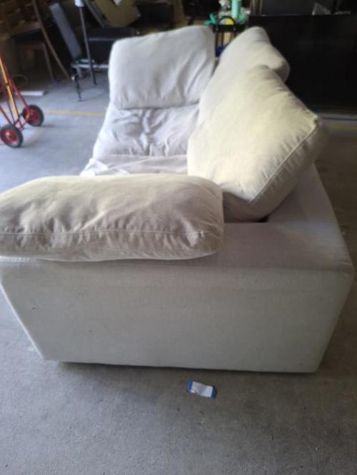 Second-hand Sofa - Photo 5)