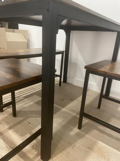 Second-hand Dining Table with 2 Chairs and 1 Bench Seat - Photo 5)