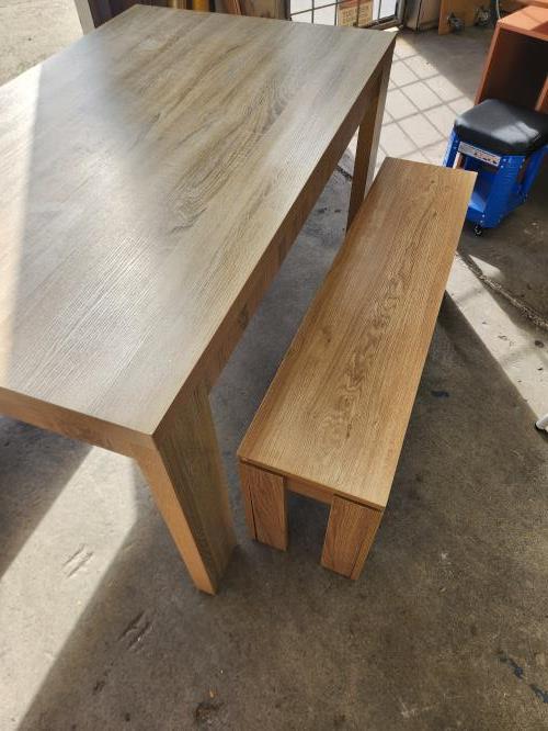 Second-hand Dining Table with 2 Bench Seats - Photo 5)