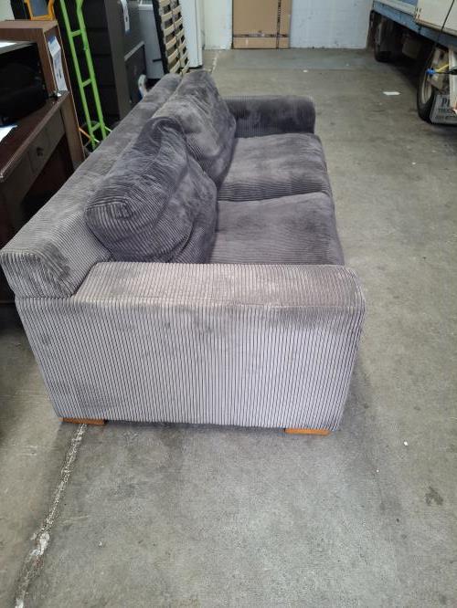 Second-hand Sofa - Photo 5)