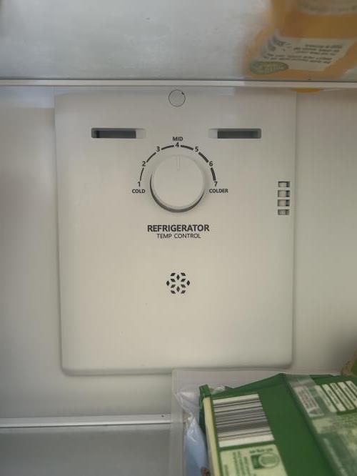 Second-hand Hisense 205L Top Mount Fridge - Photo 5)