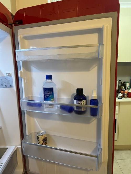 Second-hand Chiq 231L Bottom Mount Fridge - Photo 5)