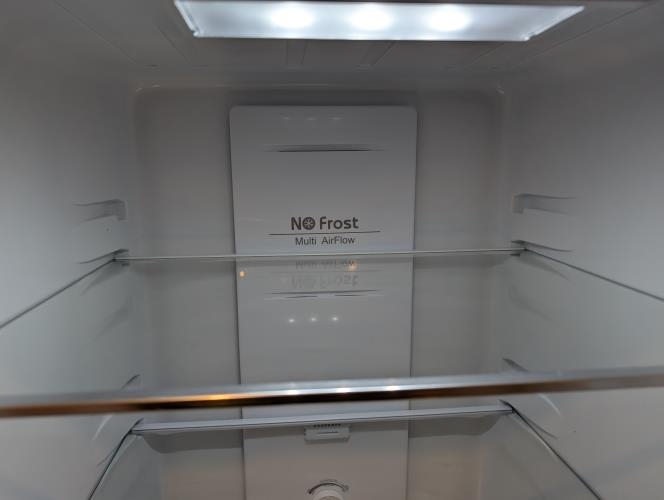 Second-hand Chiq 216L Top Mount Fridge - Photo 5)