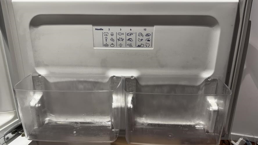 Second-hand Fisher & Paykel 380L Top Mount Fridge - Photo 5)