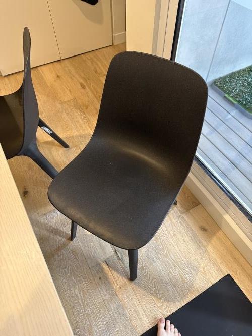 Second-hand IKEA Dining Table with 4 Chairs - Photo 5)