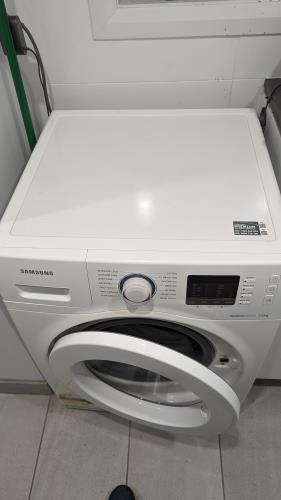 Second-hand Samsung 7.5kg Front Load Washing Machine - Photo 6)