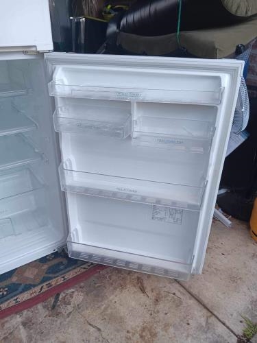 Second-hand Mitsubishi 385L Top Mount Fridge - Photo 6)