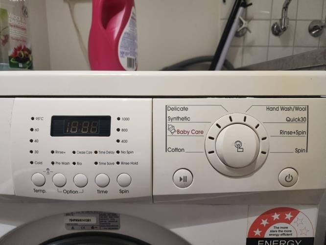 Second-hand LG 7.5kg Front Load Washing Machine - Photo 6)