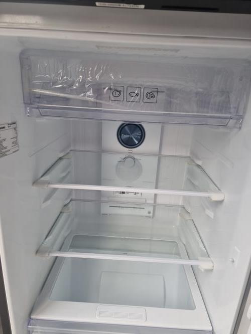 Second-hand Samsung 318L Top Mount Fridge - Photo 6)