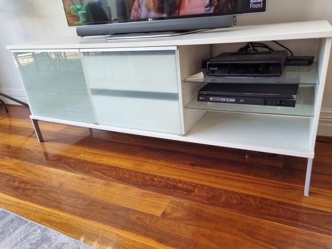 Second-hand Entertainment Unit - Photo 6)