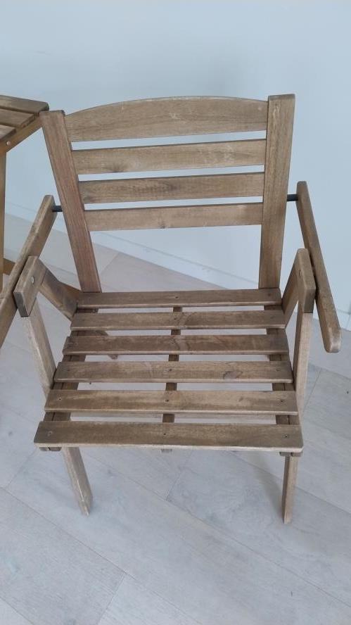 Second-hand IKEA Outdoor Table with 2 Chairs - Photo 6)