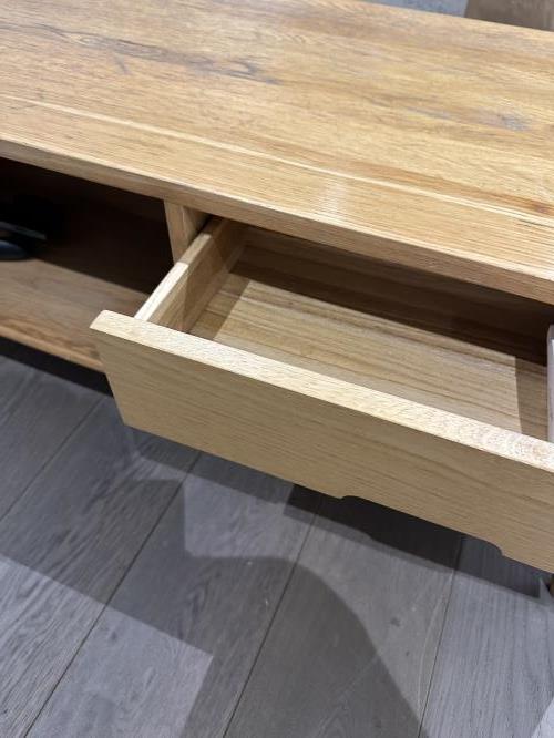 Second-hand Coffee Table - Photo 6)