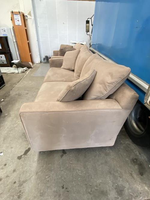 Second-hand 2 Seater Sofa and Matching Armchair - Photo 6)