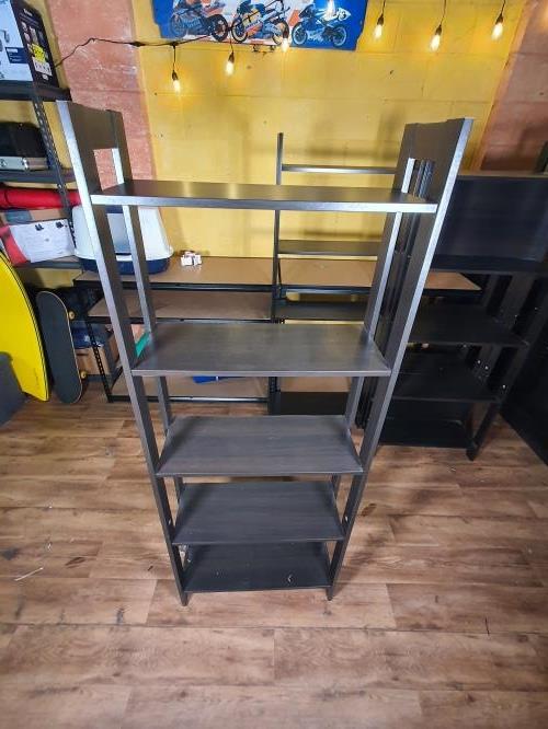 Second-hand IKEA Bookshelf - Photo 6)