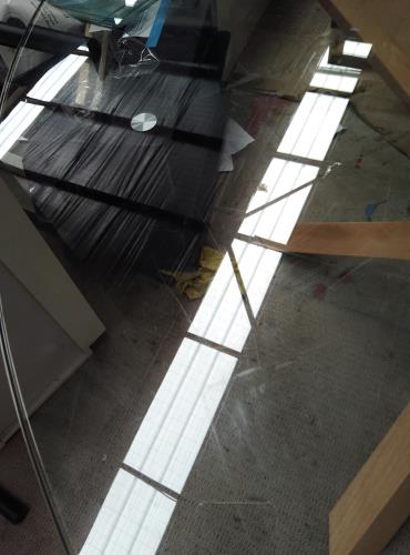 Second-hand Glass Dining Table (no chairs) - Photo 6)