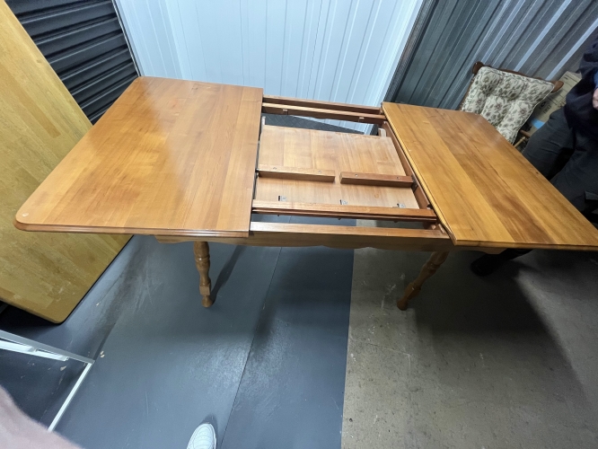 Second-hand Extendable Dining Table with 4 Chairs - Photo 6)