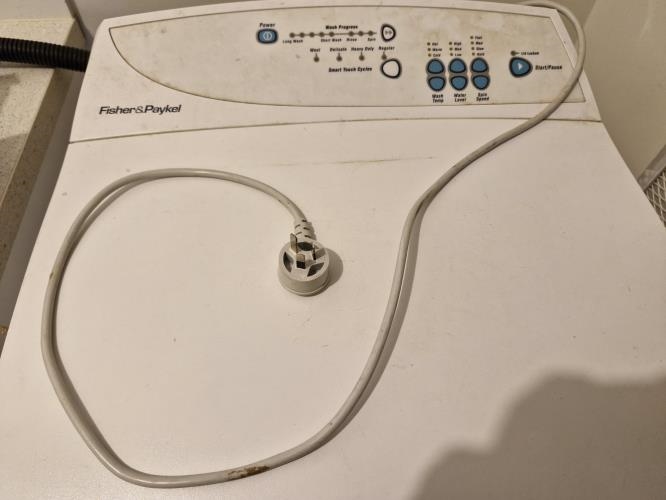 Second-hand Fisher & Paykel 5.5kg Top Load Washing Machine - Photo 6)