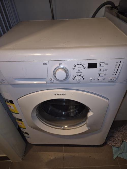 Second-hand Ariston 7.5kg / 4.5kg Washer-Dryer Combo - Photo 6)