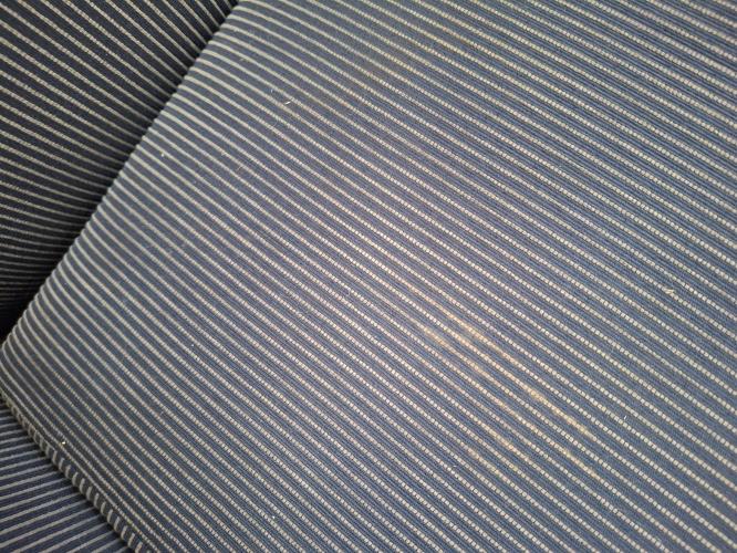 Second-hand Sofa - Photo 6)