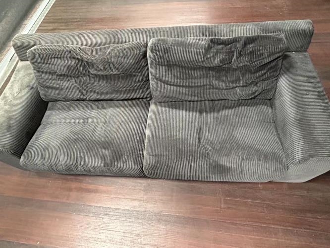 Second-hand Sofa - Photo 6)