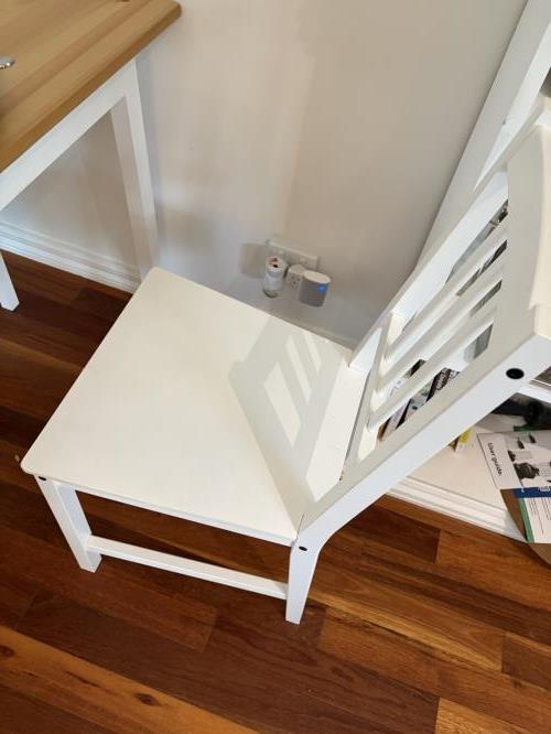 Second-hand IKEA Dining Table with 4 Chairs - Photo 6)