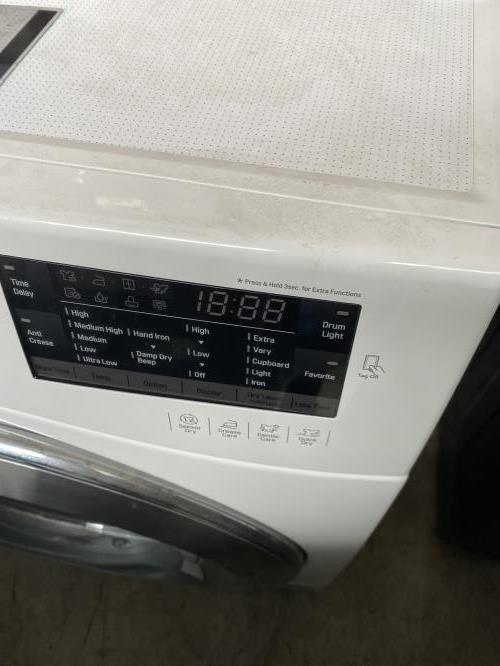 Second-hand LG 8kg Front Load Washing Machine - Photo 6)