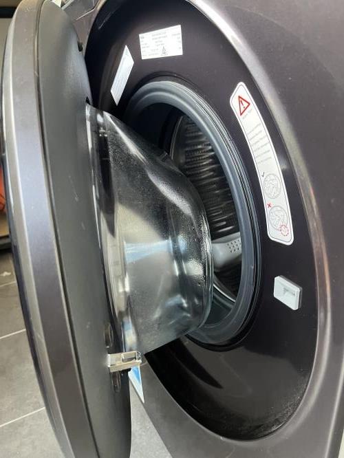 Second-hand Haier 8.5kg Front Load Washing Machine - Photo 6)