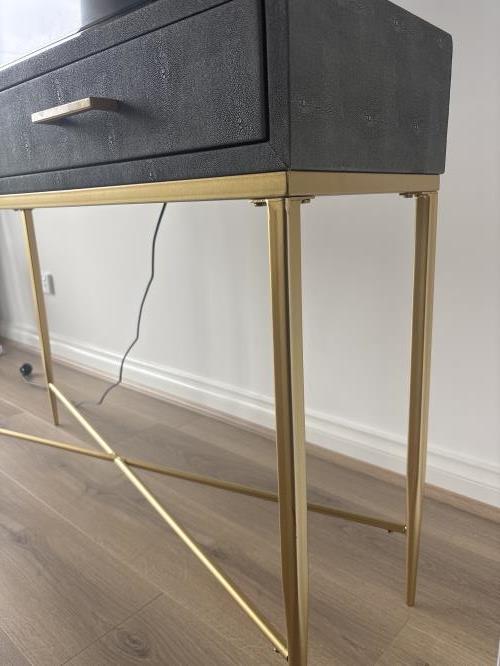 Second-hand Stylish Hall Table - Photo 6)