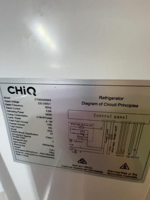 Second-hand Chiq 202L Top Mount Fridge - Photo 6)