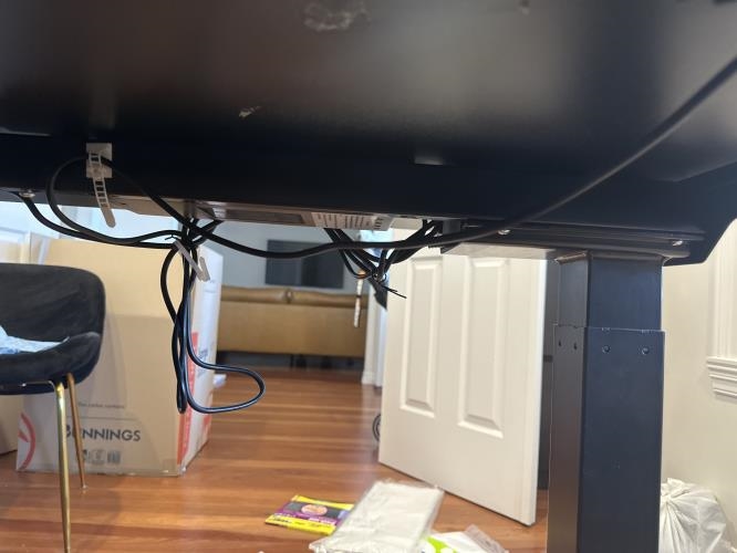 Second-hand Height-Adjustable Desk - Photo 6)