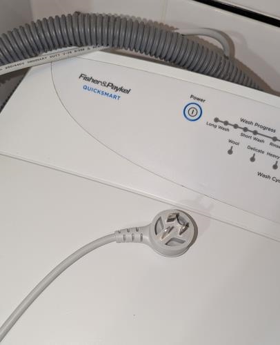 Second-hand Fisher & Paykel 5.5kg Top Load Washing Machine - Photo 6)
