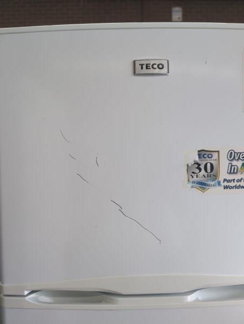 Second-hand TECO 215L Top Mount Fridge - Photo 7)