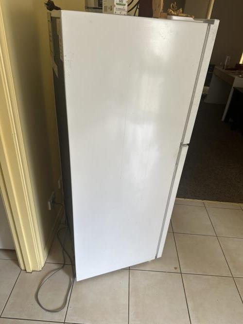 Second-hand Haier 221L Top Mount Fridge - Photo 7)
