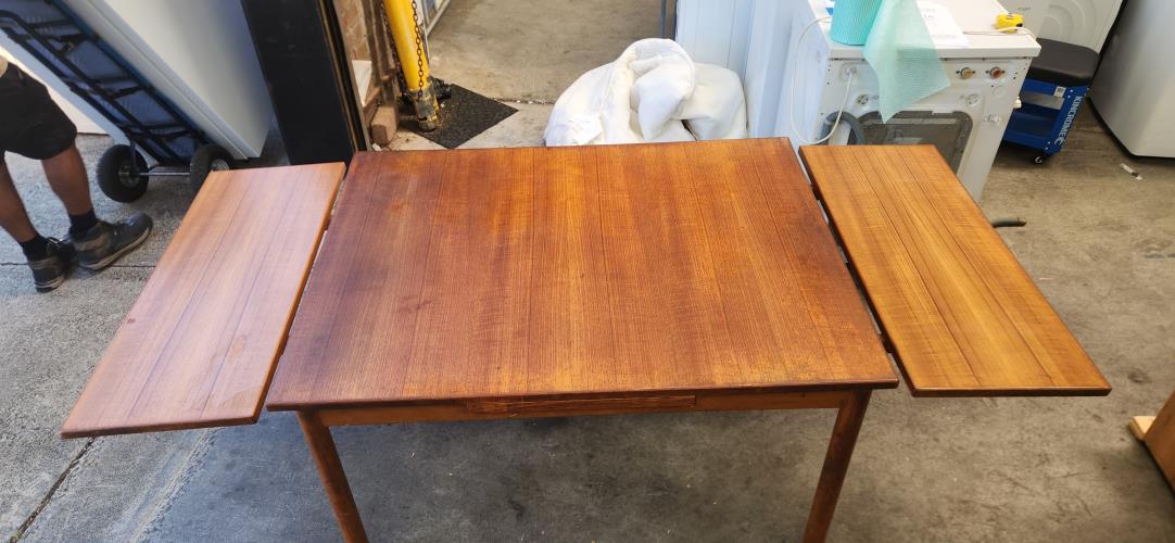 Second-hand Expandable Dining Table with 6 Chairs - Photo 7)