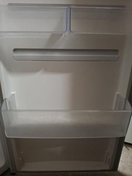 Second-hand Kelvinator 231L Top Mount Fridge - Photo 7)