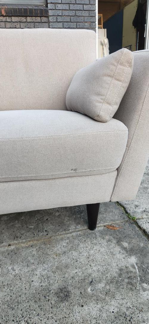 Second-hand Sofa - Photo 7)