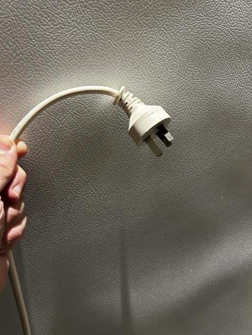 Second-hand Whirlpool 405L Top Mount Fridge - Photo 7)