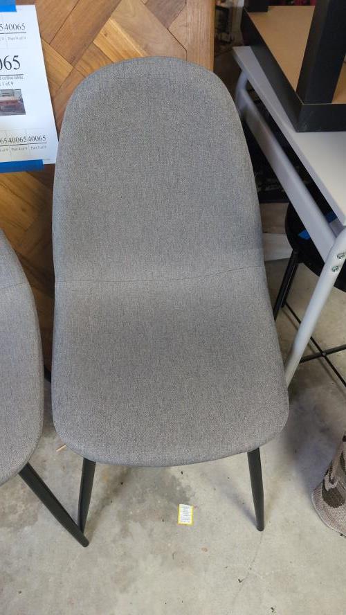 Second-hand Dining Table with 4 Chairs - Photo 7)