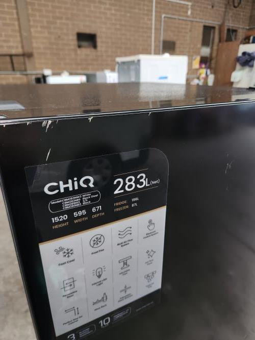 Second-hand Chiq 283L Bottom Mount Fridge - Photo 7)