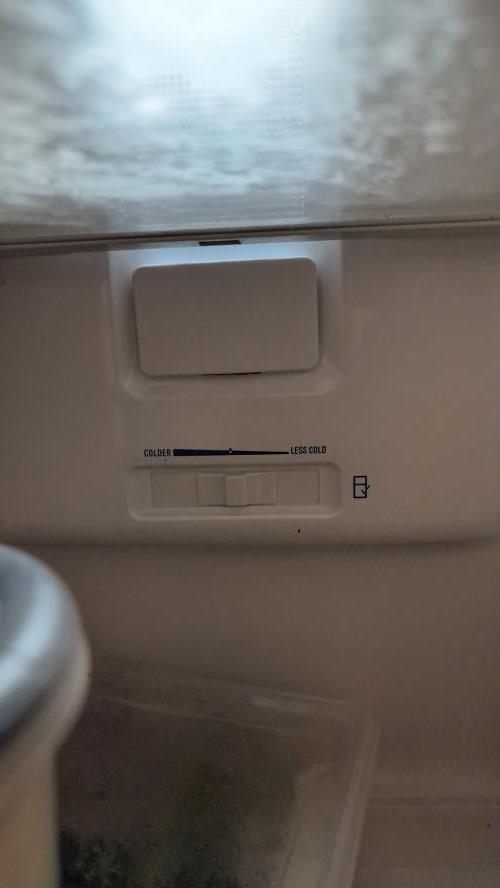 Second-hand Westinghouse 275L Top Mount Fridge - Photo 7)