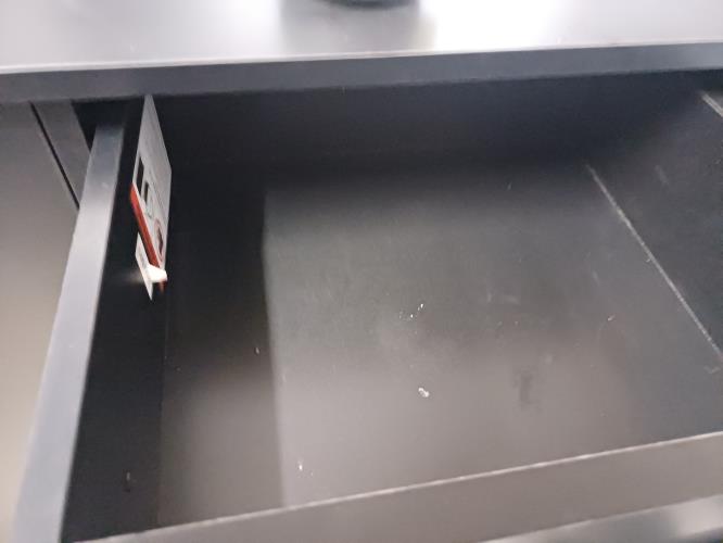 Second-hand Storage Cabinet - Photo 7)