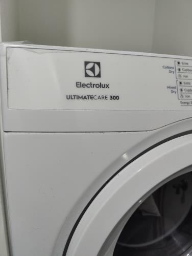 Second-hand Electrolux 6kg Dryer - Photo 8)