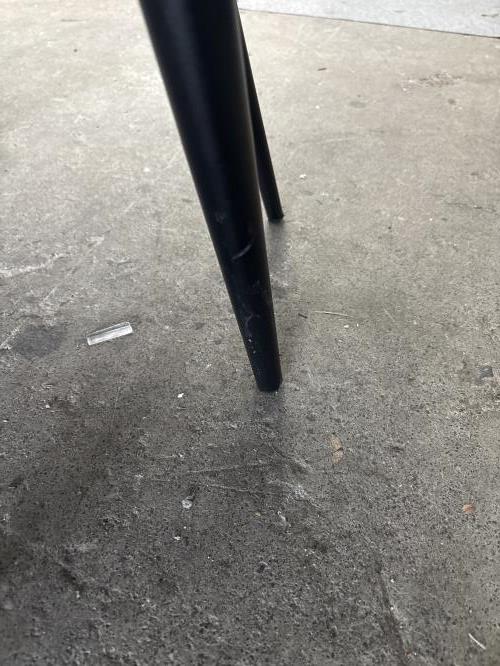 Second-hand Dining Table with 4 Chairs - Photo 8)