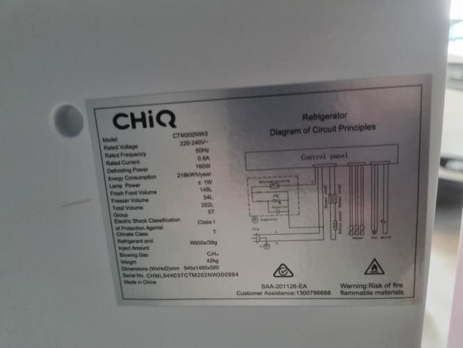 Second-hand Chiq 202L Top Mount Fridge - Photo 8)