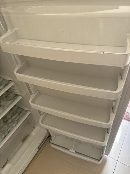 Second-hand Fisher & Paykel 248L Top Mount Fridge - Photo 8)