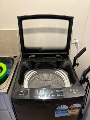 Second-hand Chiq 6.5kg Top Load Washing Machine - Photo 8)